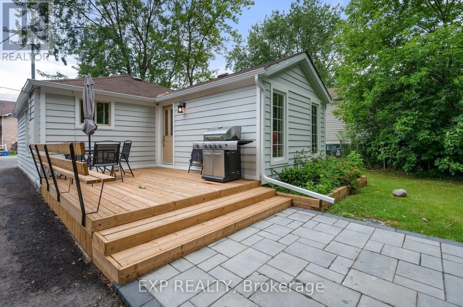 156 BEACH ROAD
