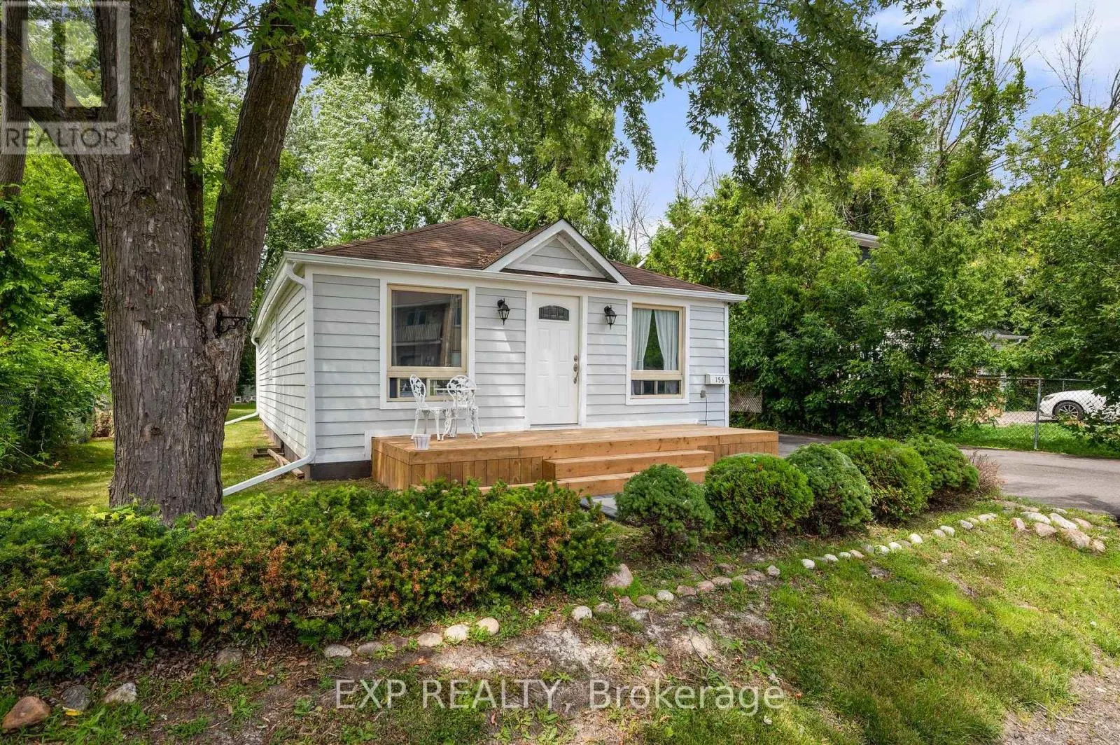 156 BEACH ROAD