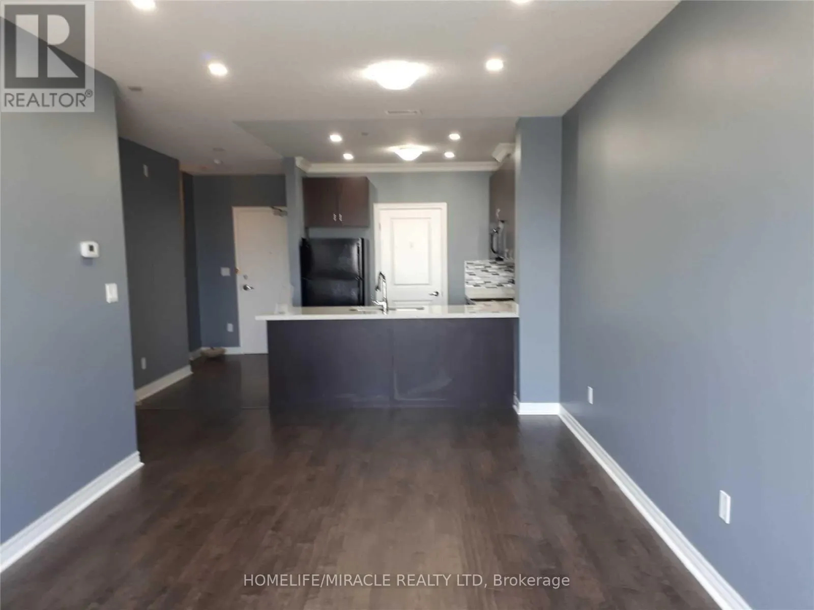 520 - 7400 MARKHAM ROAD