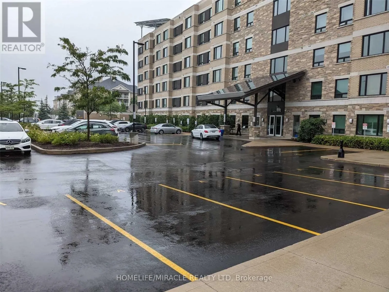 520 - 7400 MARKHAM ROAD