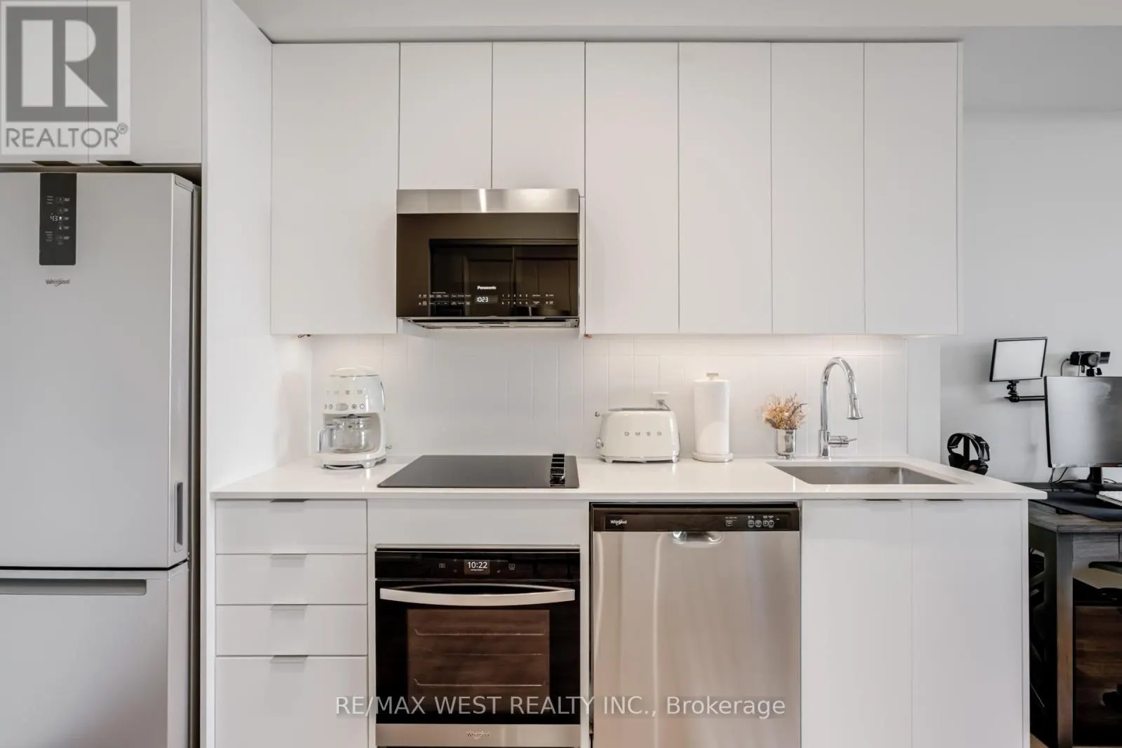 511 - 474 CALDARI ROAD