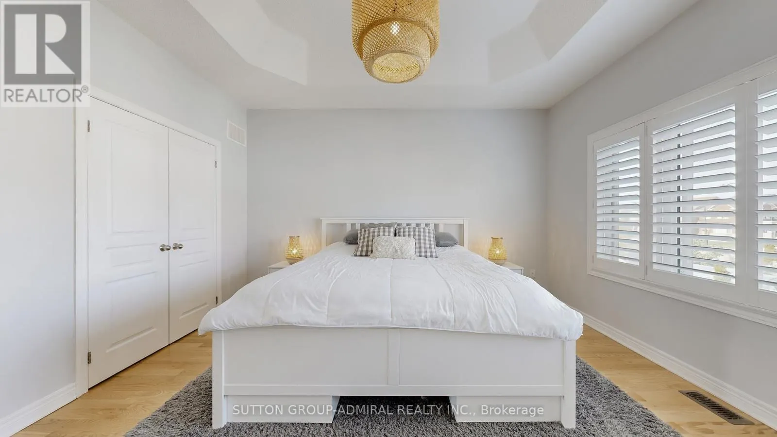 6 ANDREETA DRIVE
