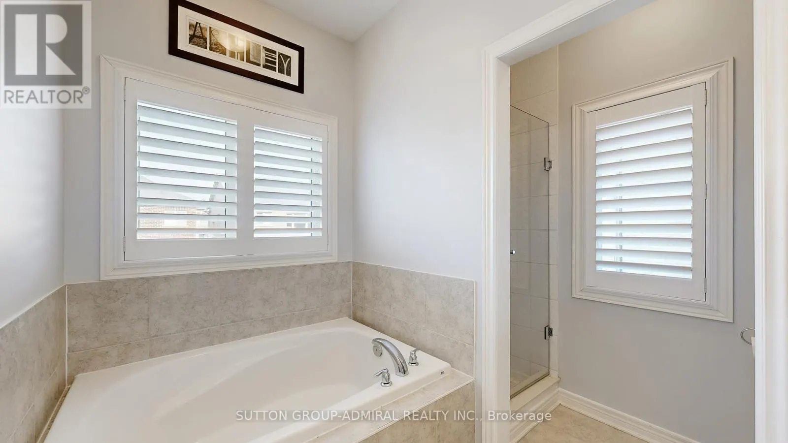 6 ANDREETA DRIVE