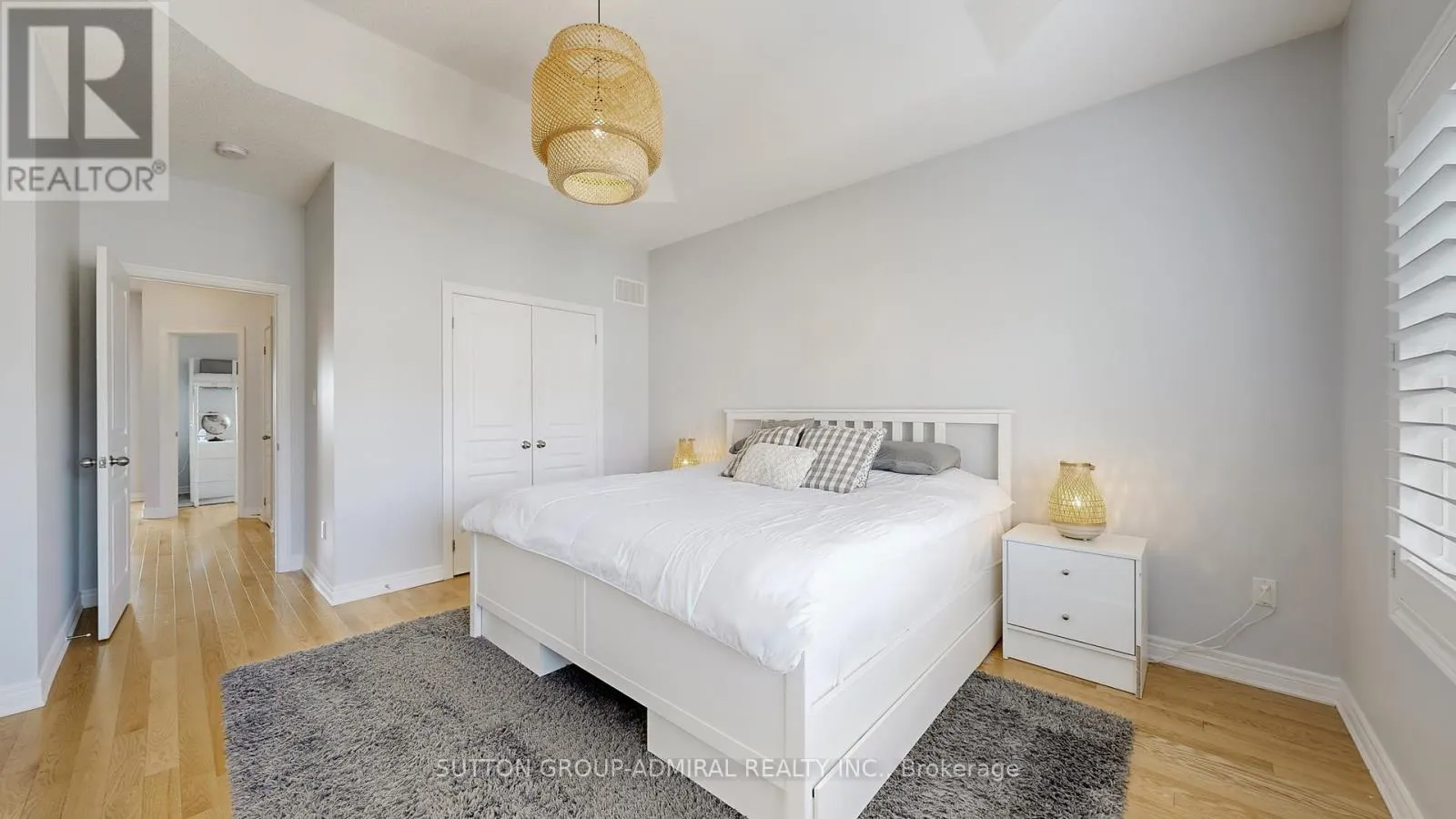 6 ANDREETA DRIVE