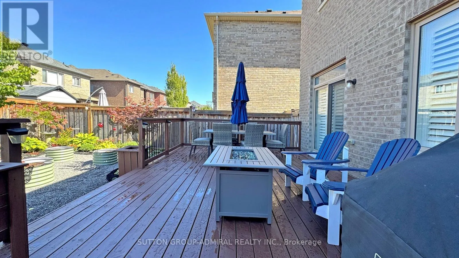 6 ANDREETA DRIVE