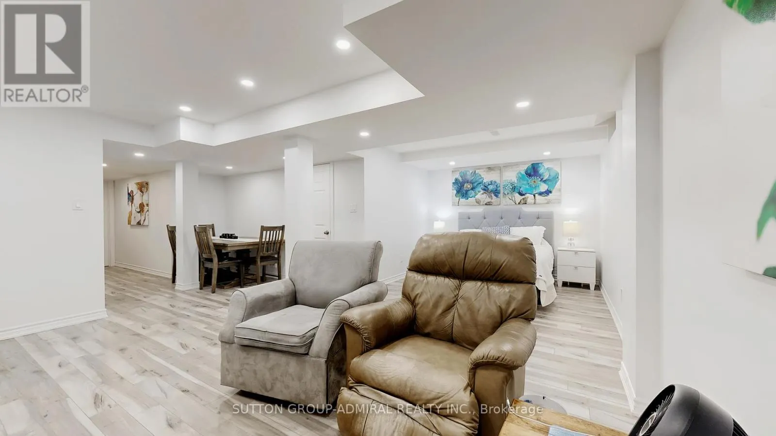 6 ANDREETA DRIVE
