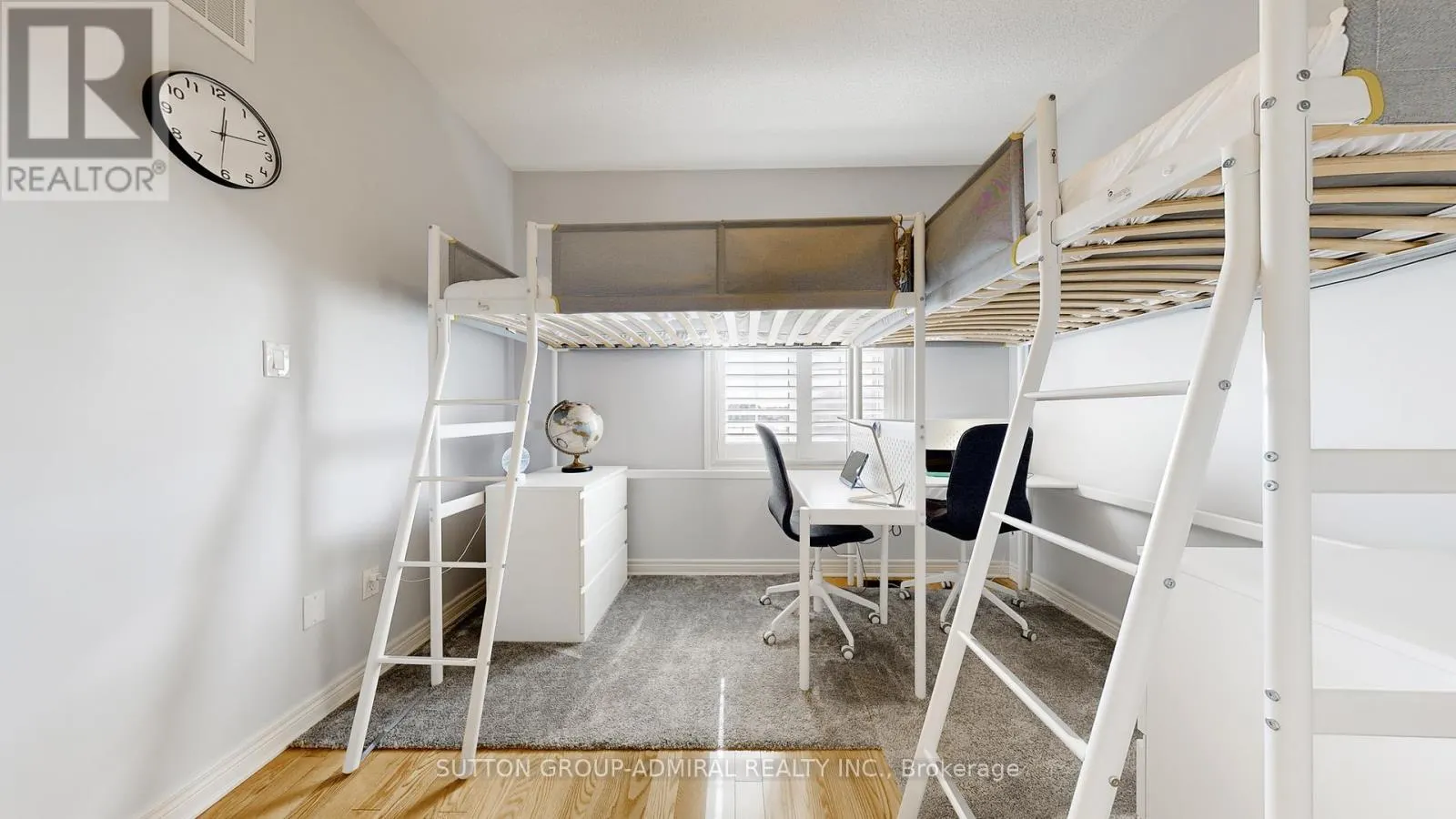 6 ANDREETA DRIVE