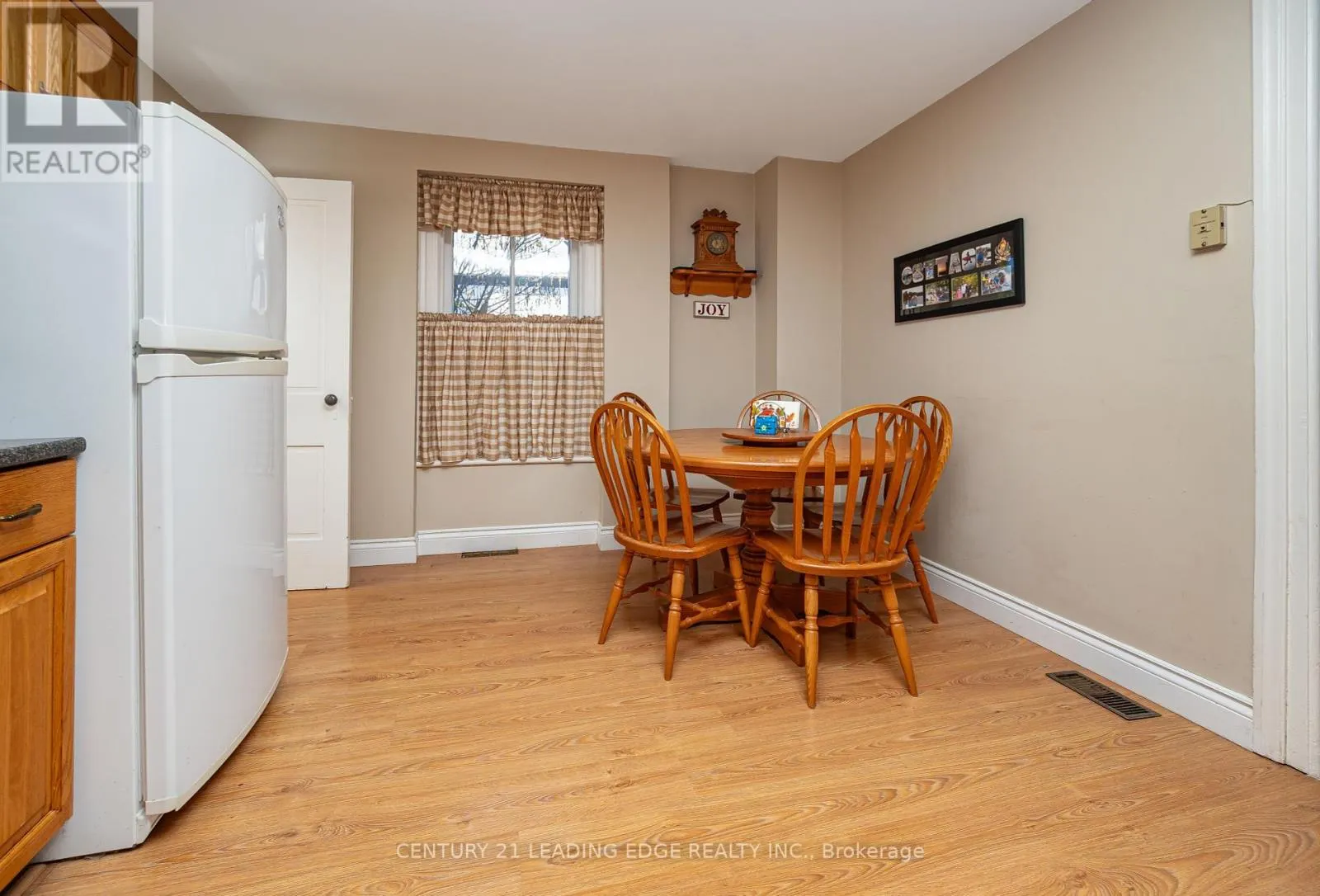 172 MAIN STREET N