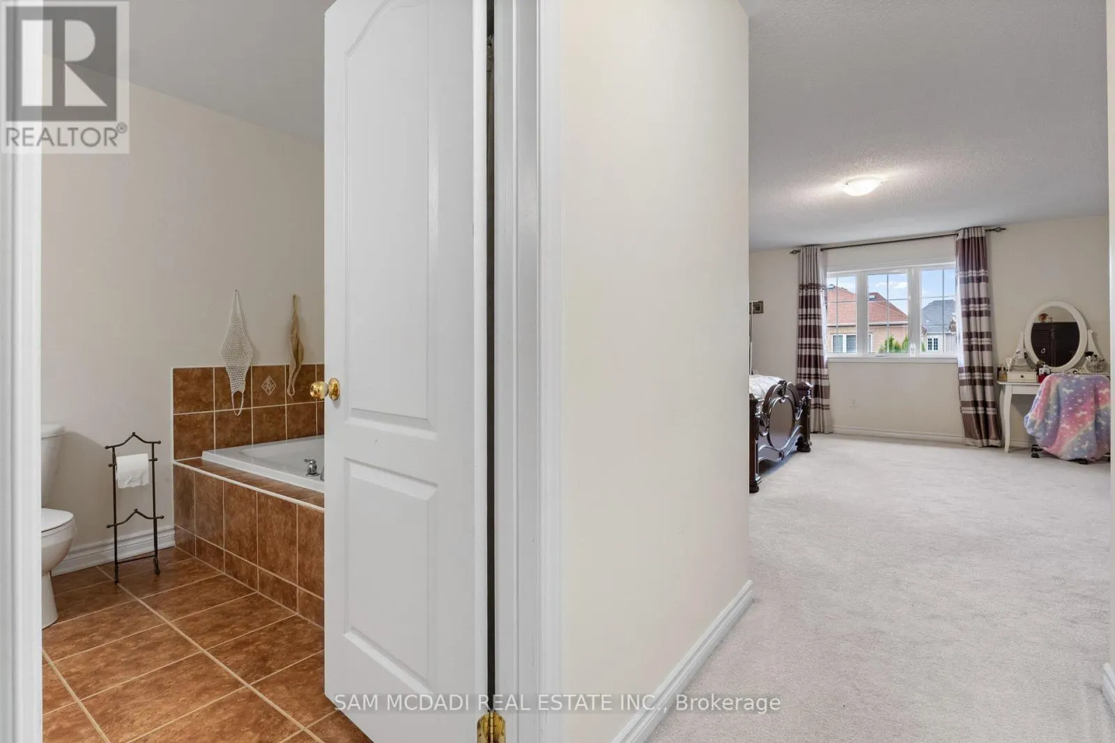30 ZACHARY PLACE