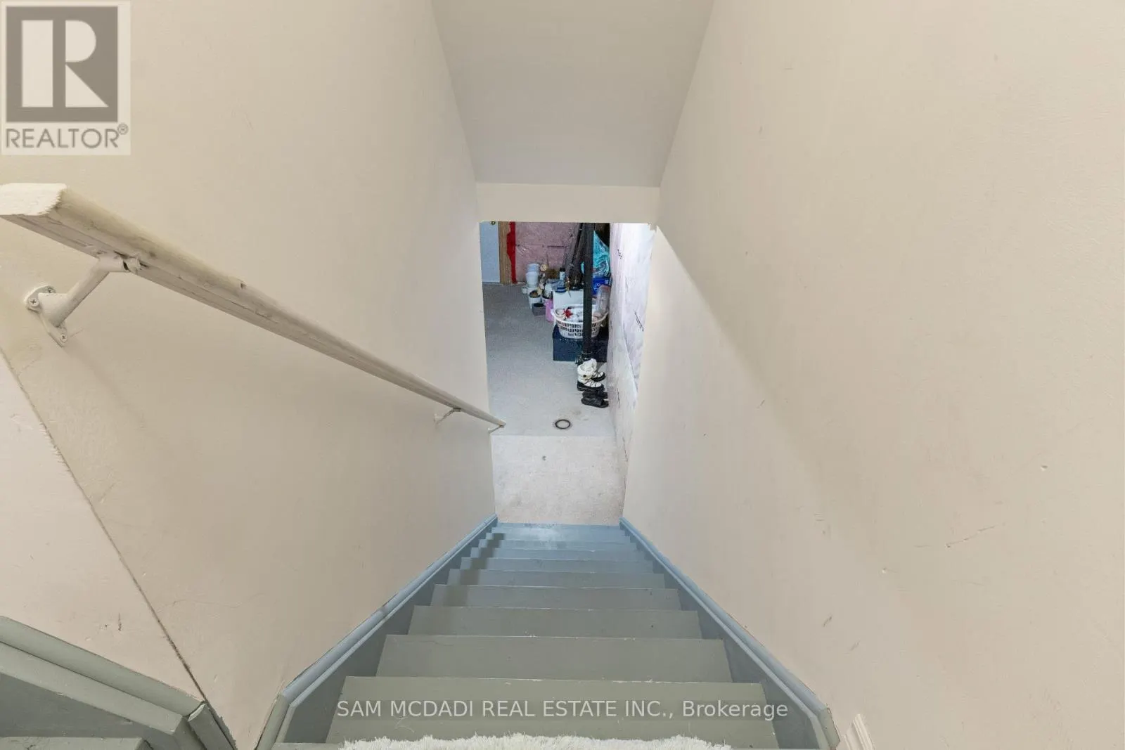 30 ZACHARY PLACE