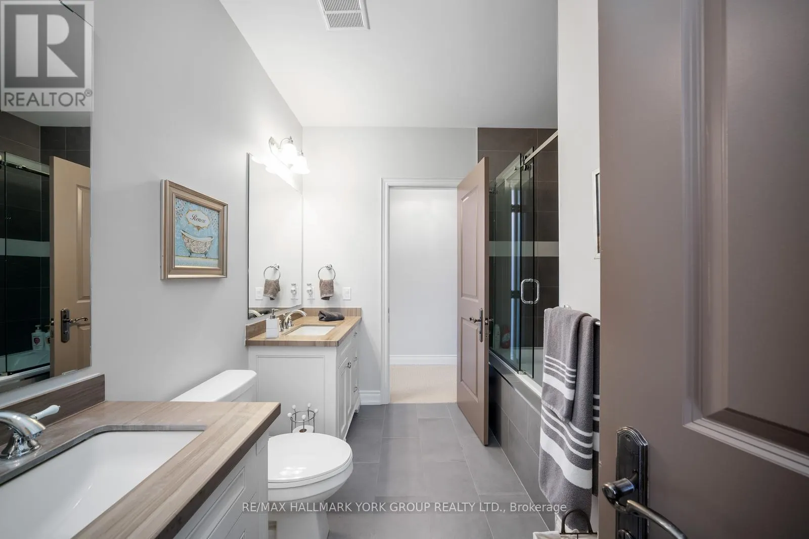 2 TIDNISH COURT