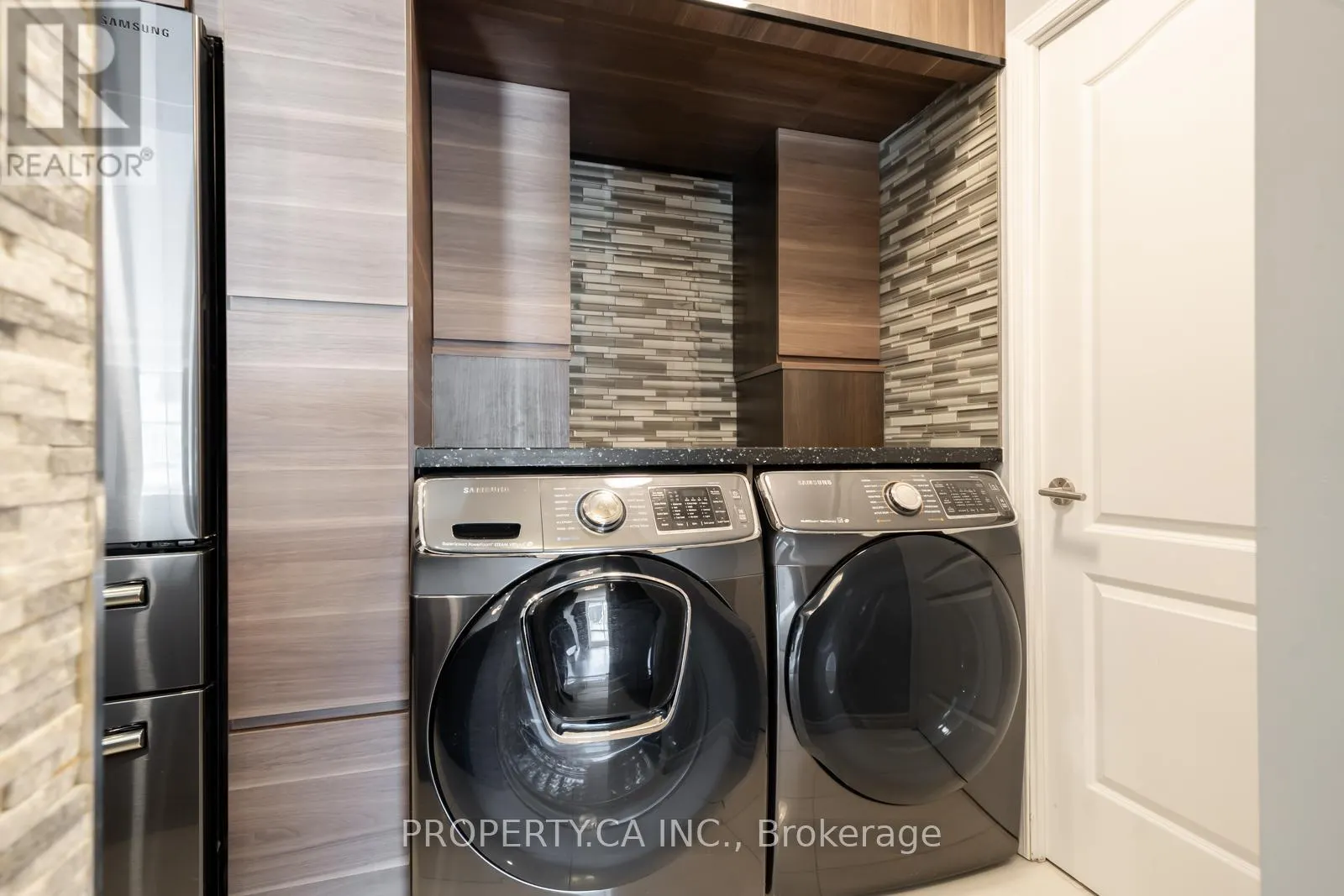 303 - 399 SOUTH PARK ROAD