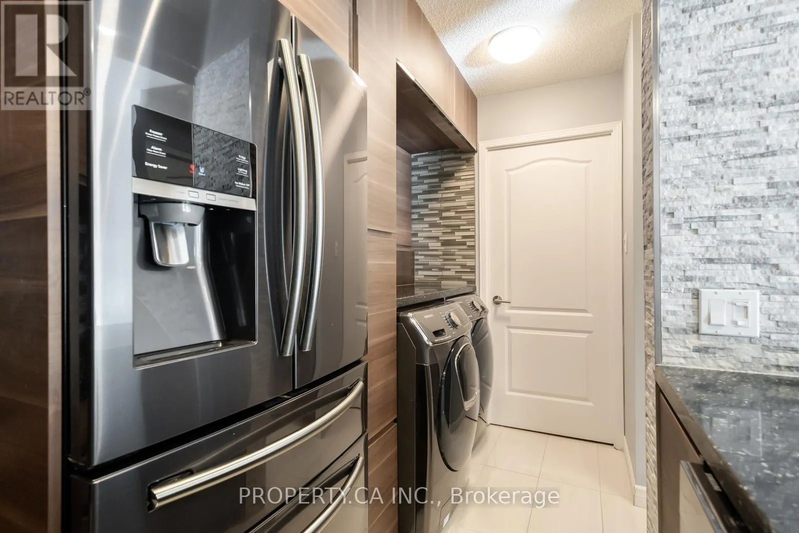 303 - 399 SOUTH PARK ROAD