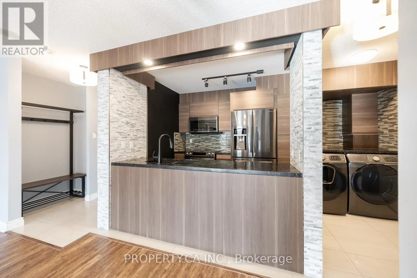 303 - 399 SOUTH PARK ROAD