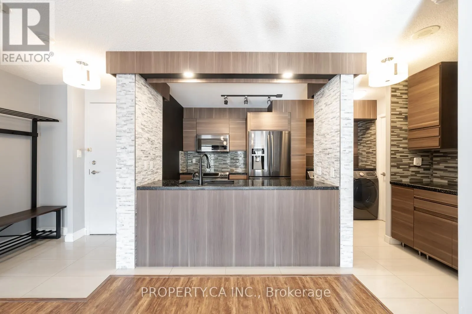 303 - 399 SOUTH PARK ROAD