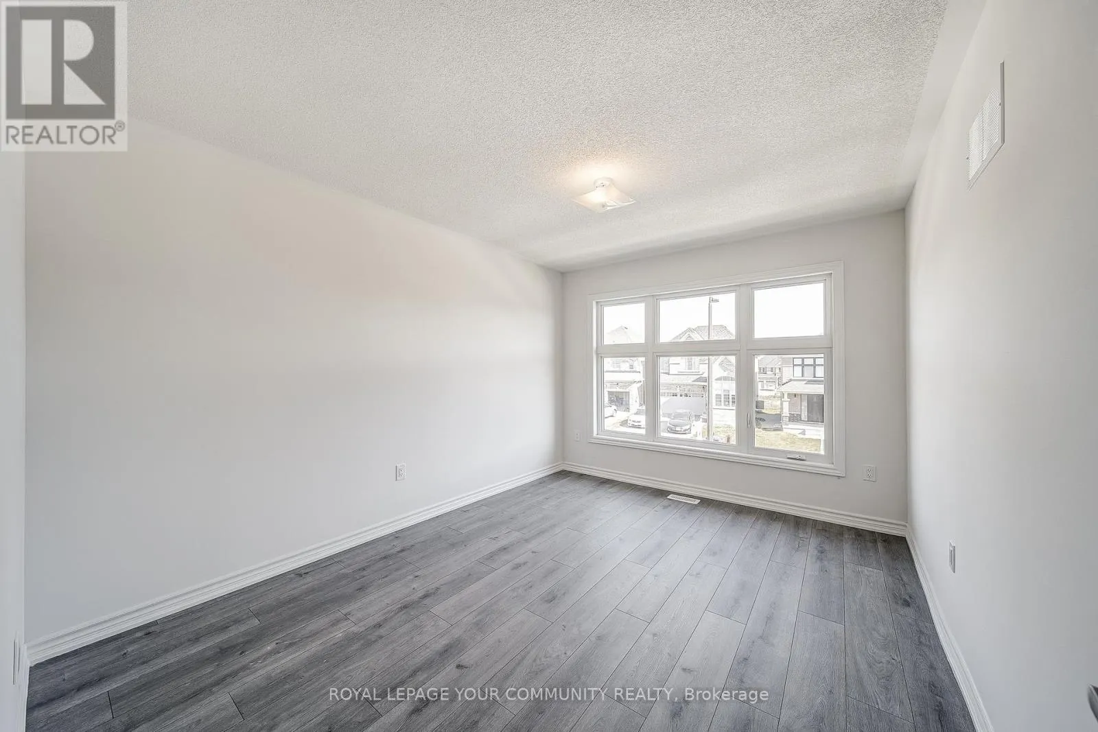 22 SAM BATTAGLIA CRESCENT