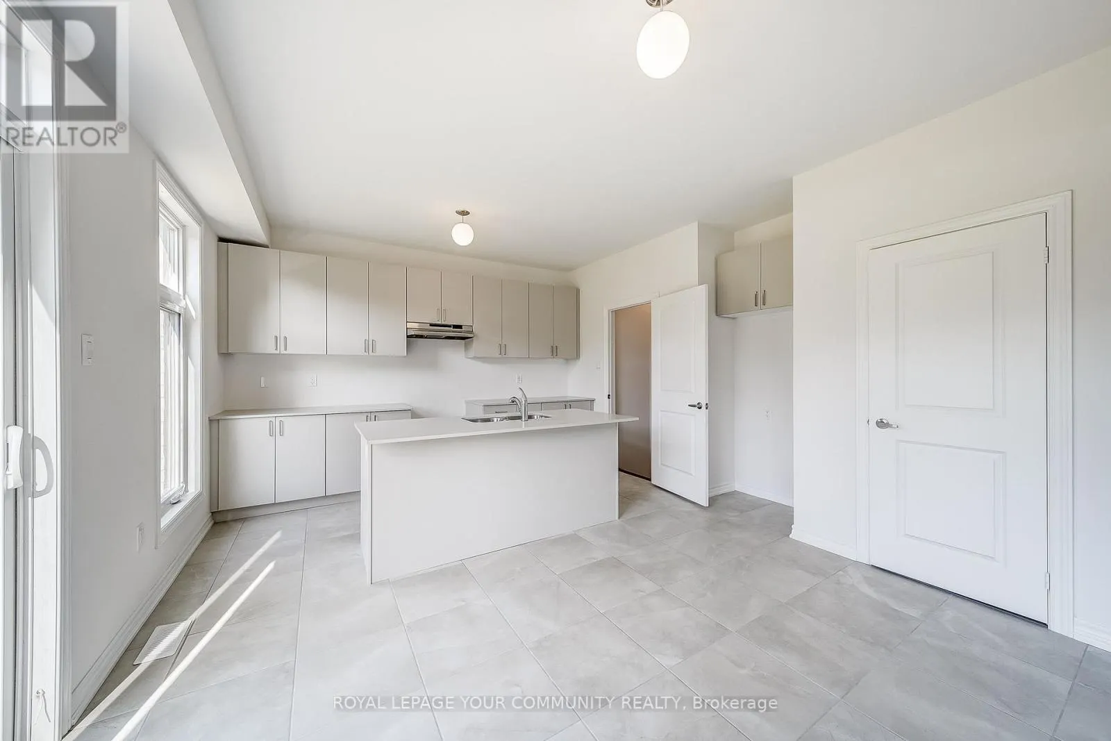22 SAM BATTAGLIA CRESCENT