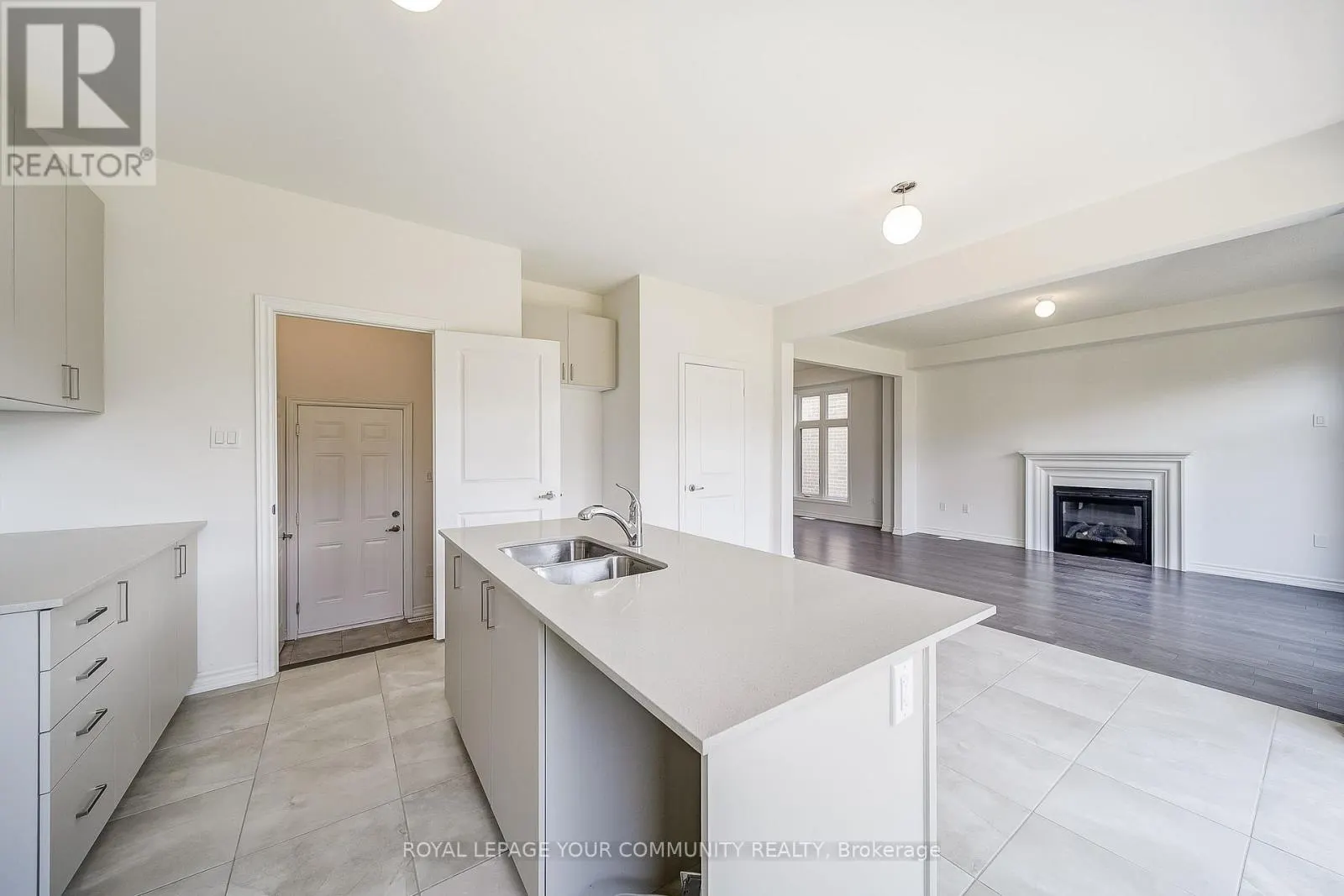 22 SAM BATTAGLIA CRESCENT
