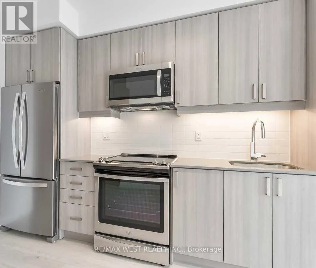 711 - 7895 JANE STREET