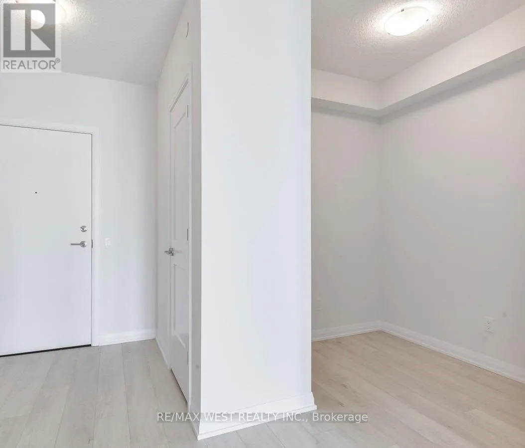 711 - 7895 JANE STREET