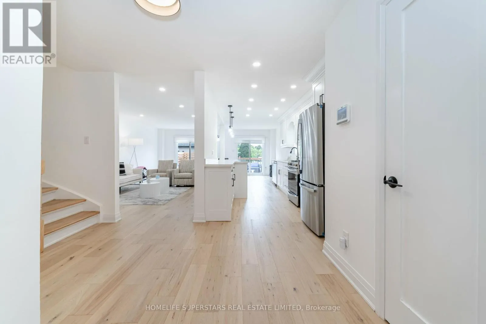 3 NEW SEABURY DRIVE