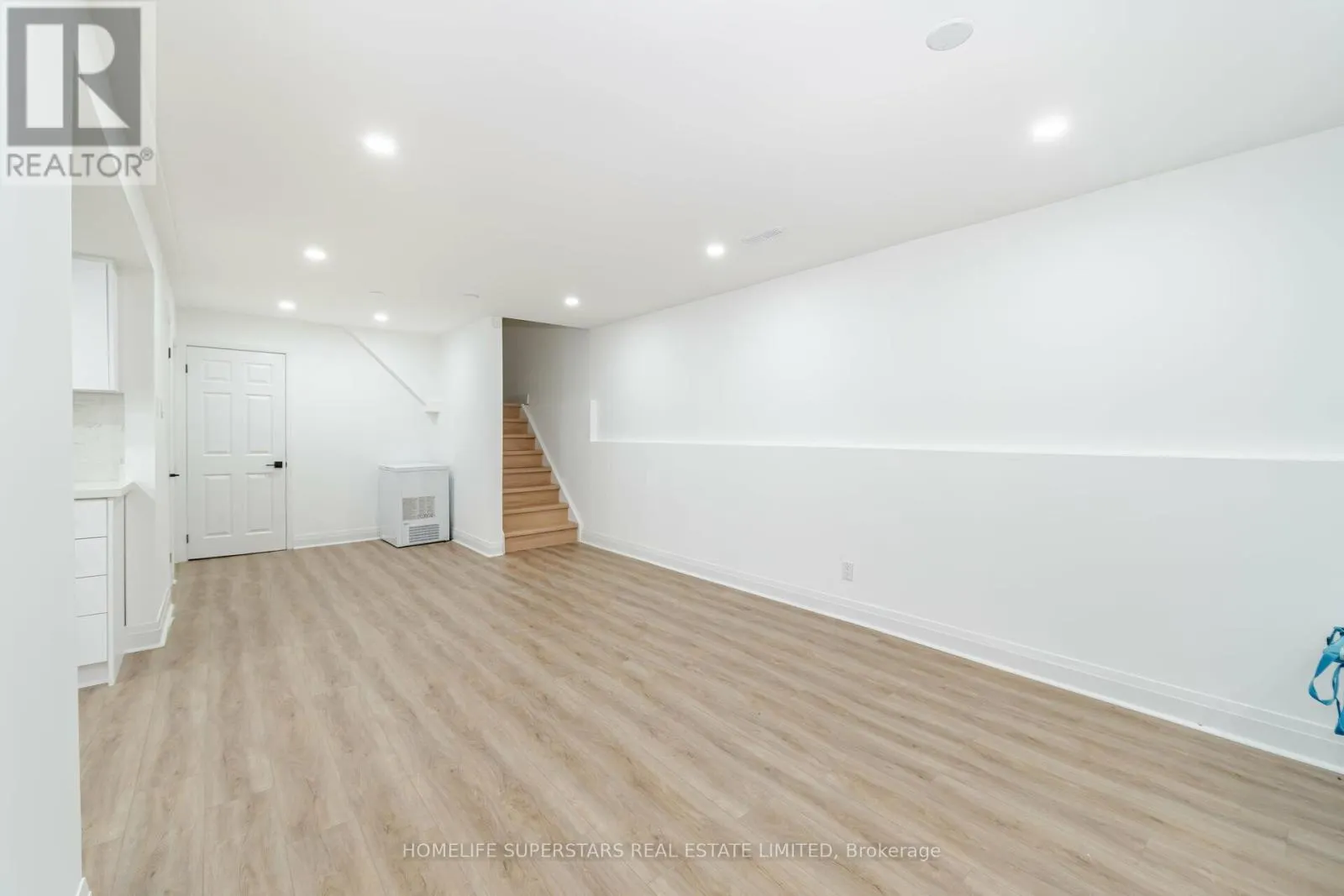 3 NEW SEABURY DRIVE