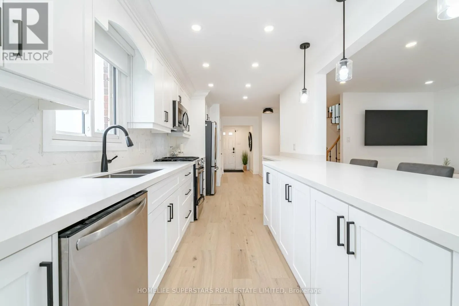 3 NEW SEABURY DRIVE