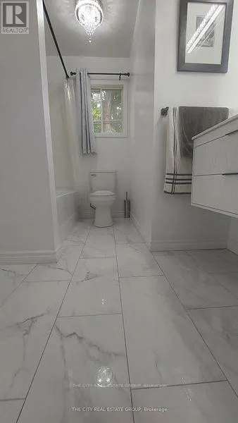 MAIN FLOOR - 22 PINEWAY AVENUE