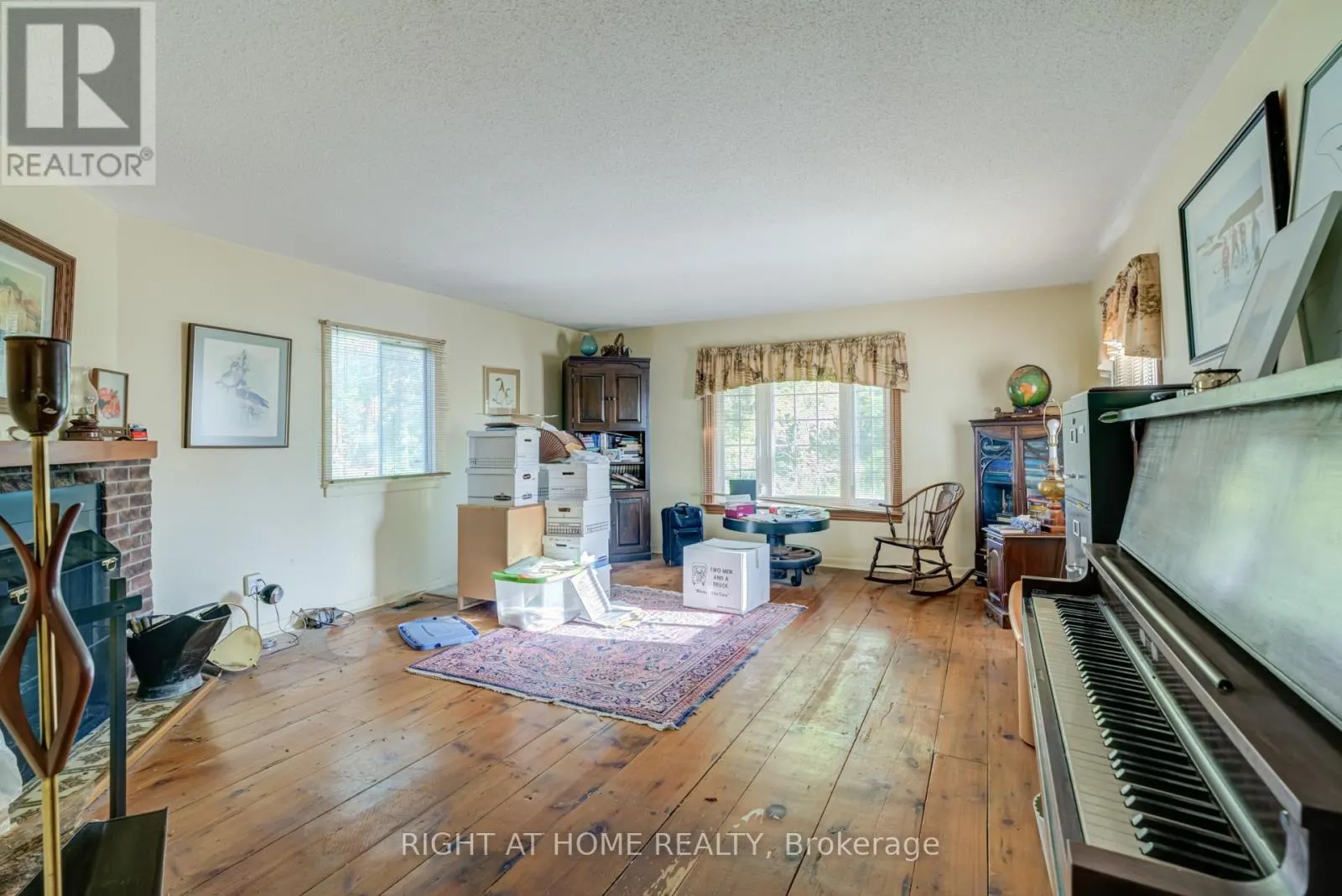 315 MAIN STREET N