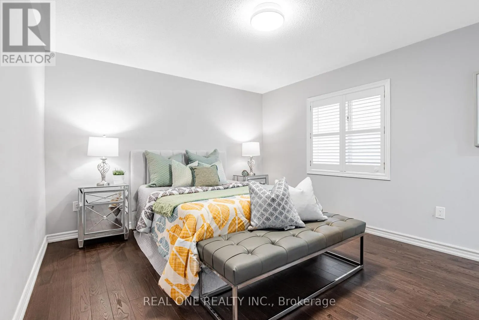 72 CASSANDRA CRESCENT