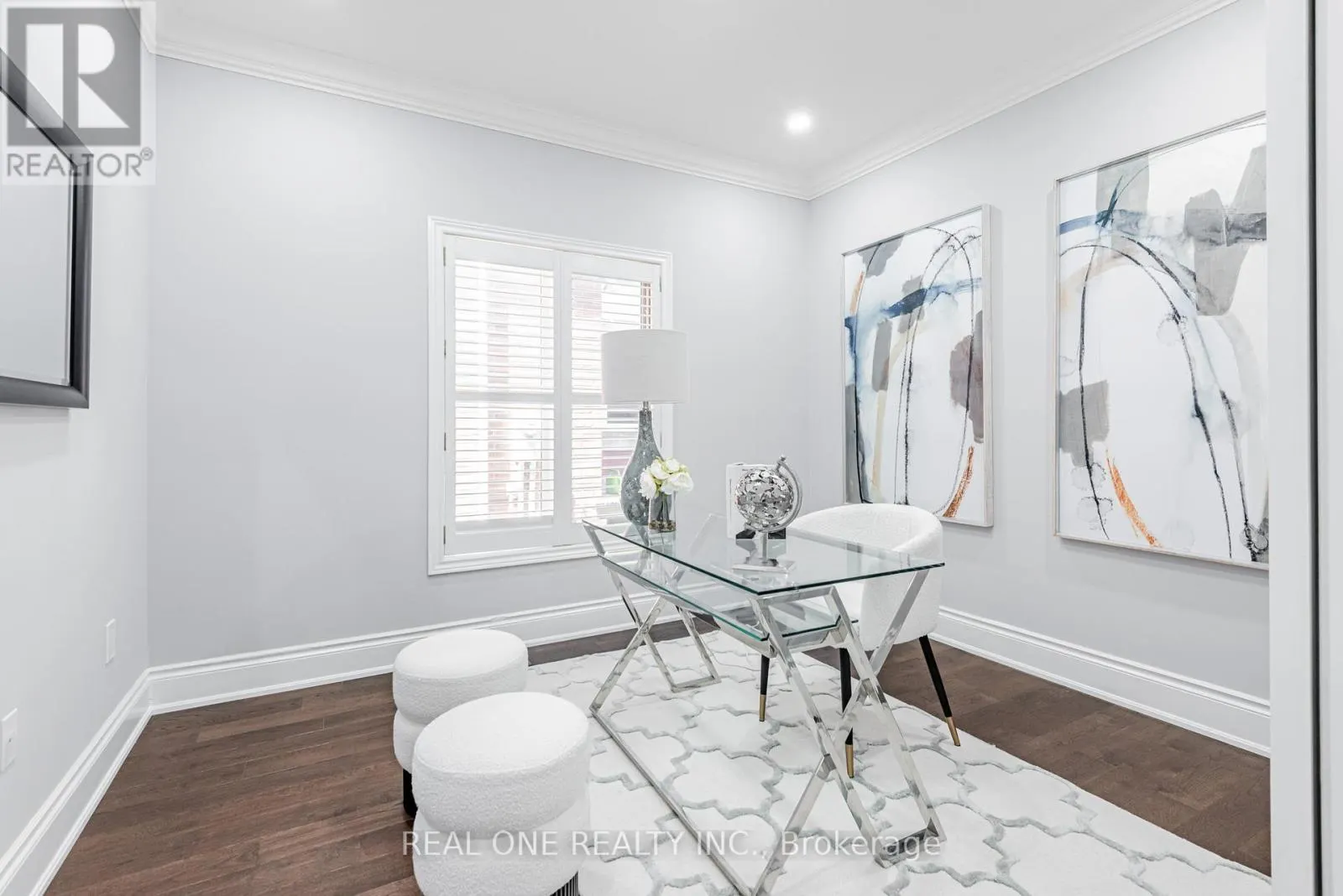 72 CASSANDRA CRESCENT