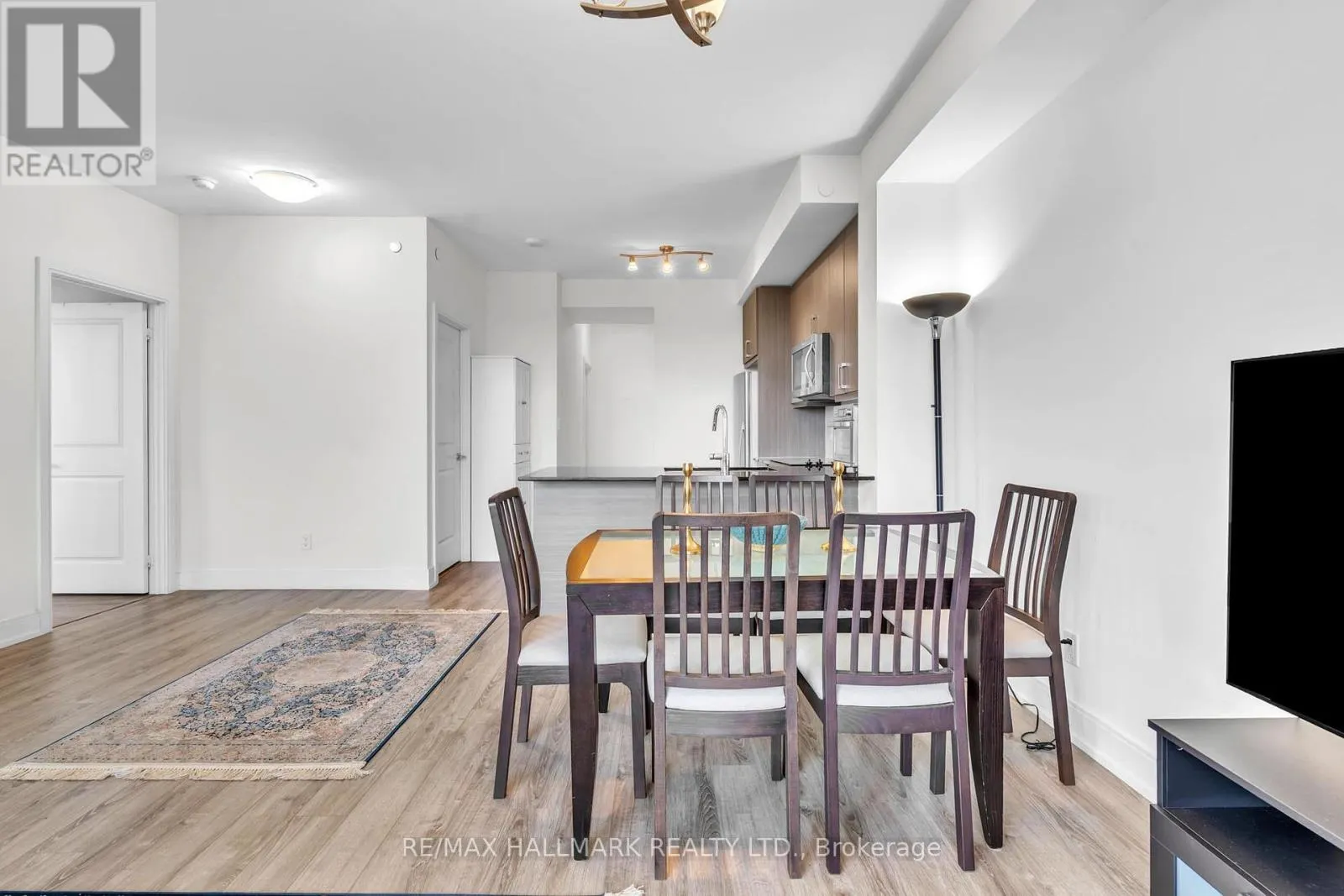 1609A - 9608 YONGE STREET