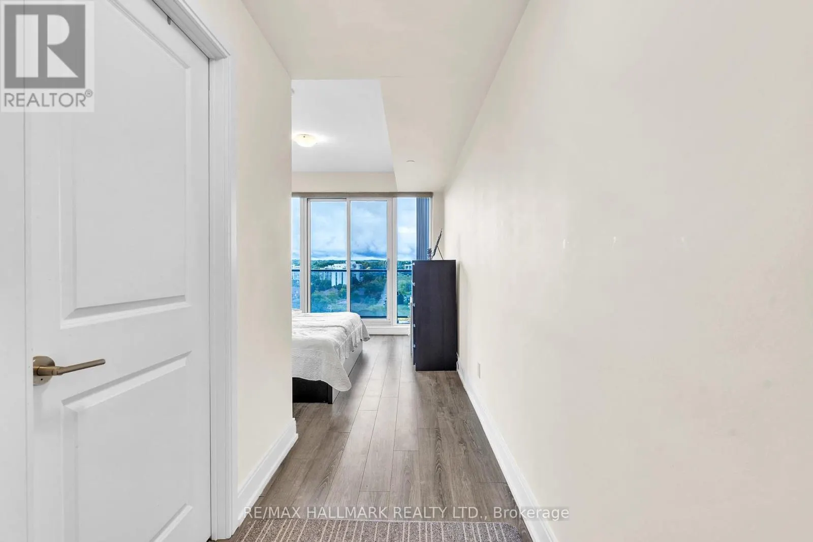 1609A - 9608 YONGE STREET