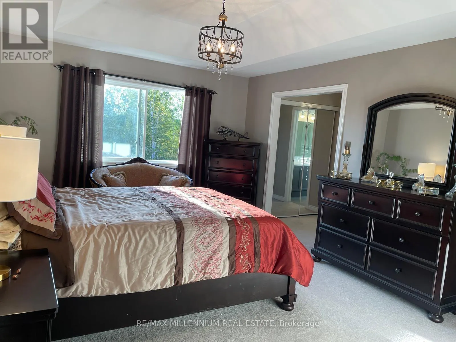 89/BARNETT - 82 LAMPKIN STREET W