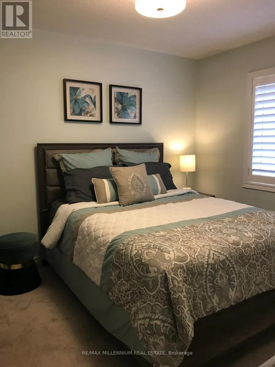 89/BARNETT - 82 LAMPKIN STREET W