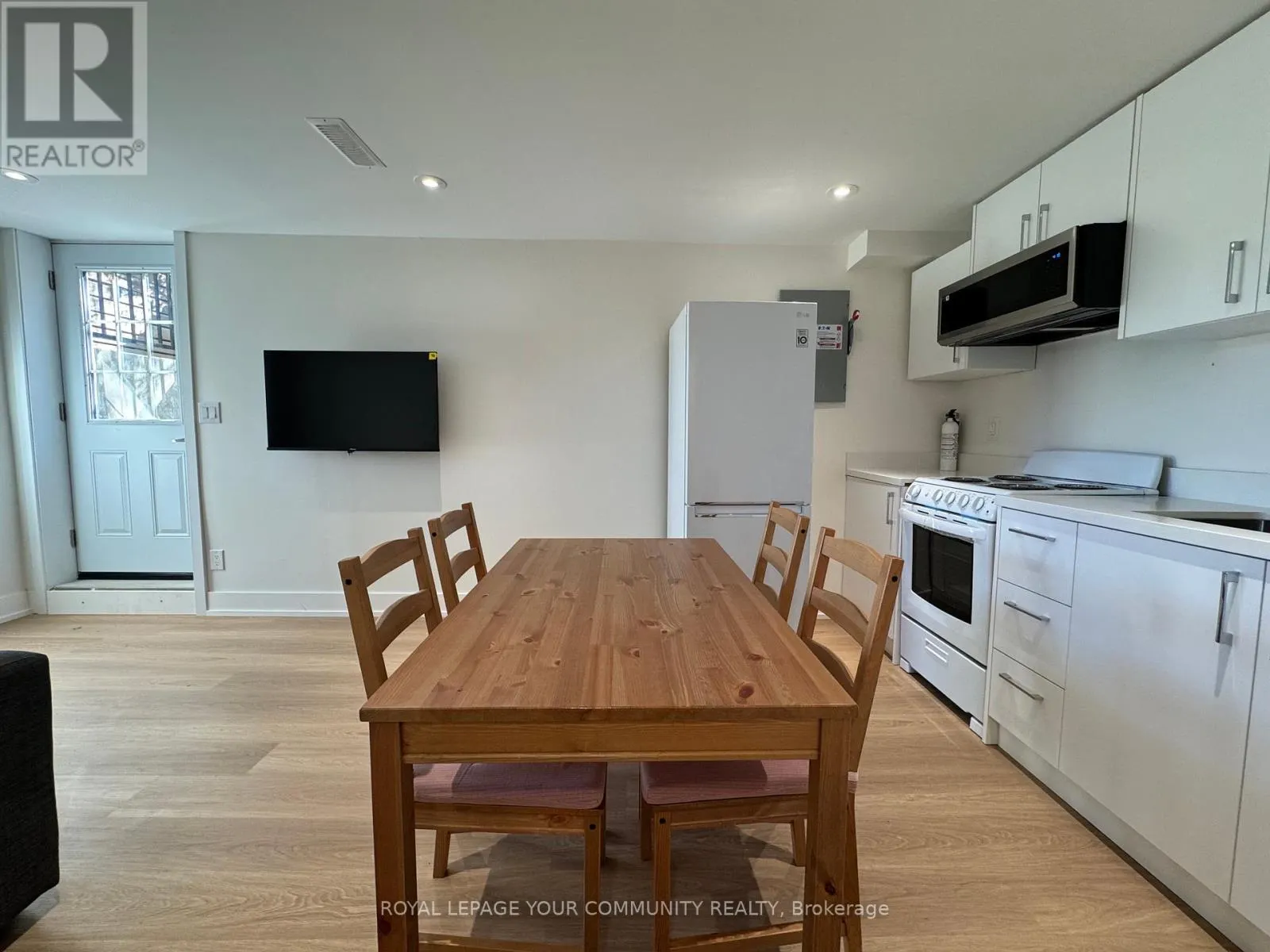 LOWER 1 - 145 HARRISON DRIVE