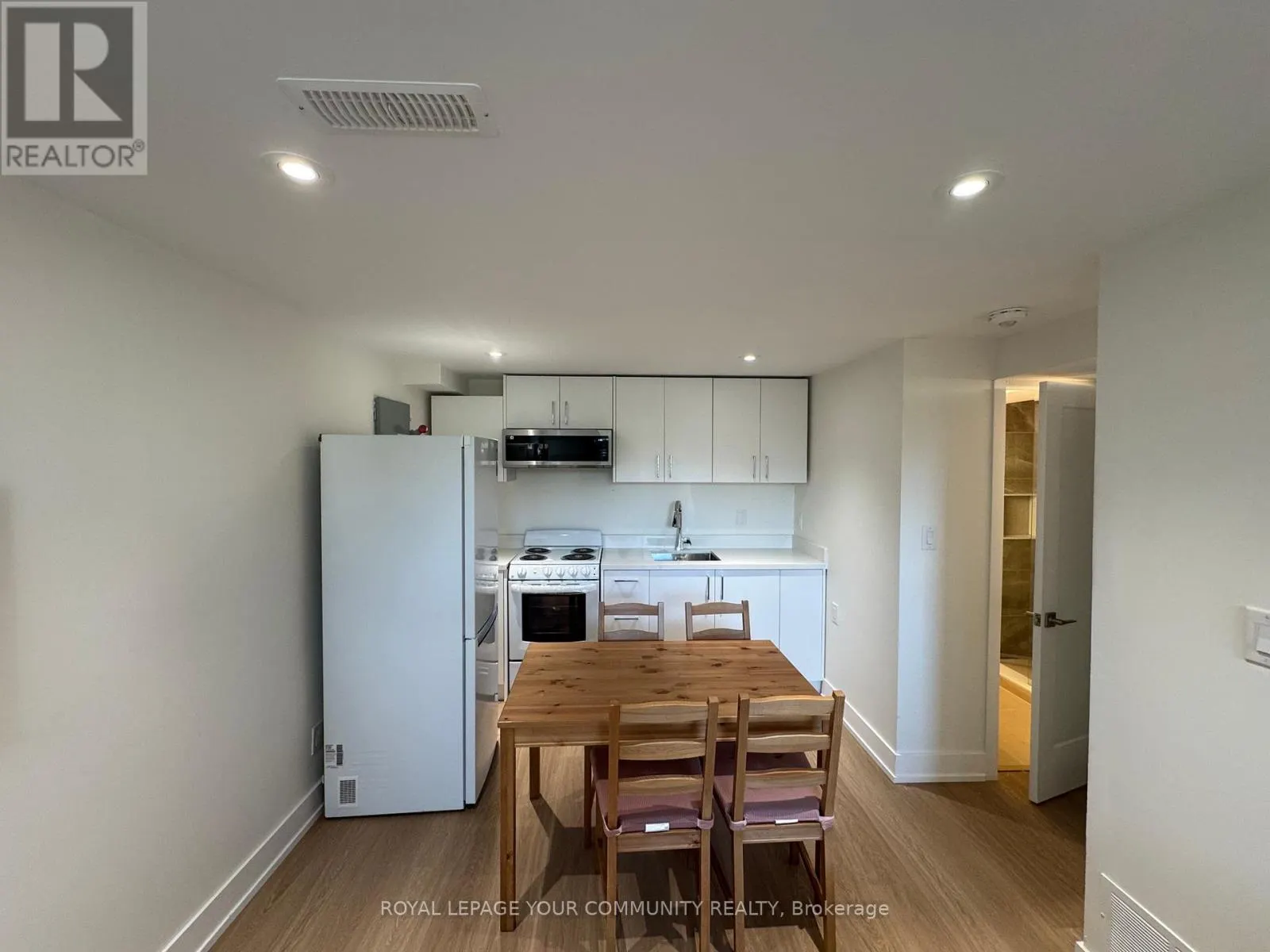 LOWER 1 - 145 HARRISON DRIVE