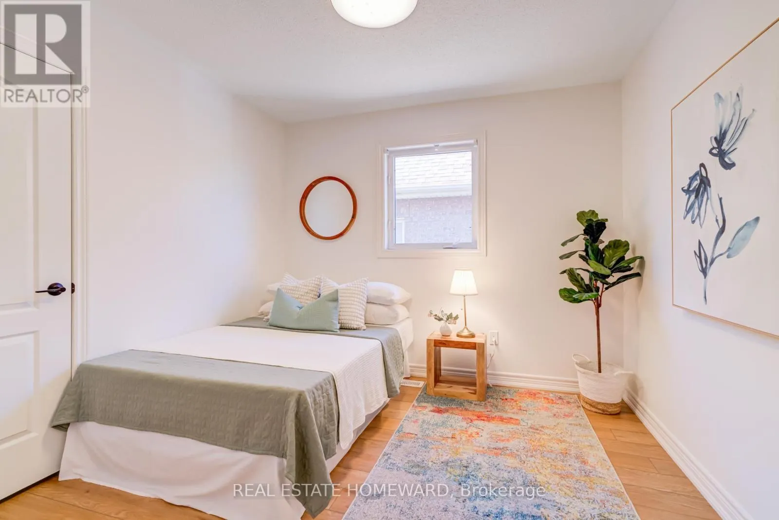 8 OZNER CRESCENT