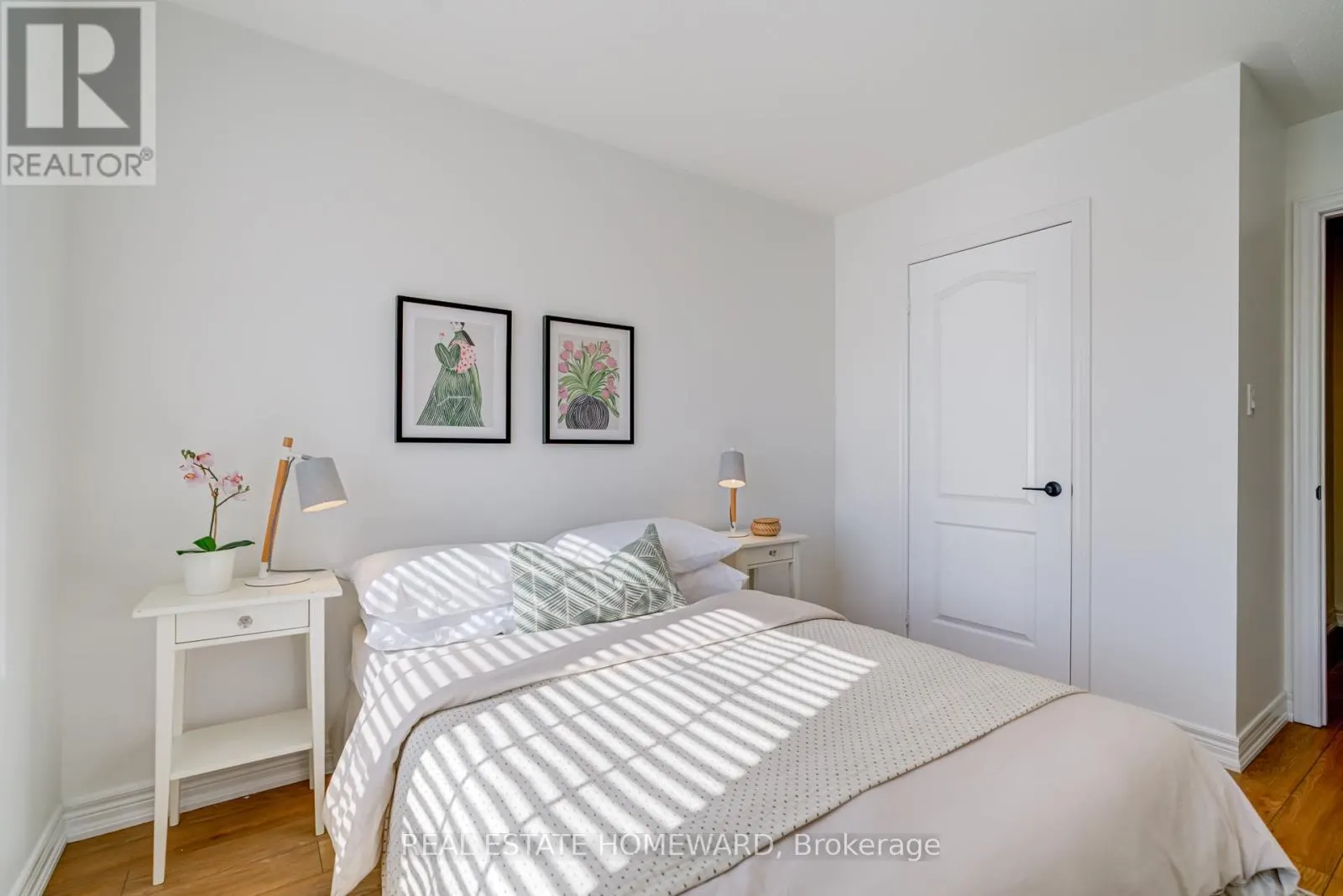 8 OZNER CRESCENT