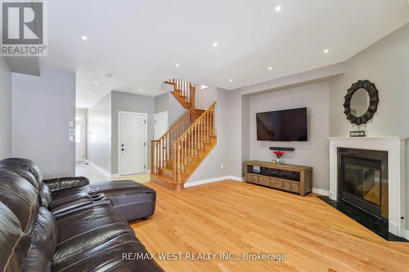 148 CHAYNA CRESCENT