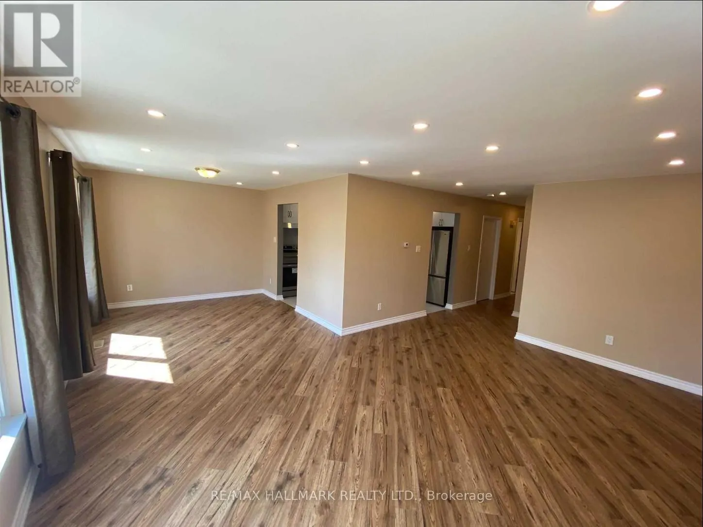 MAIN - 331 ROYWOOD CRESCENT