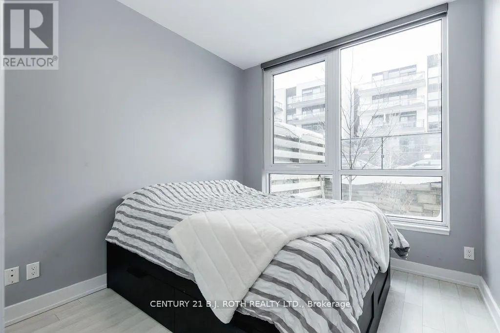 G-15 - 375 SEA RAY AVENUE