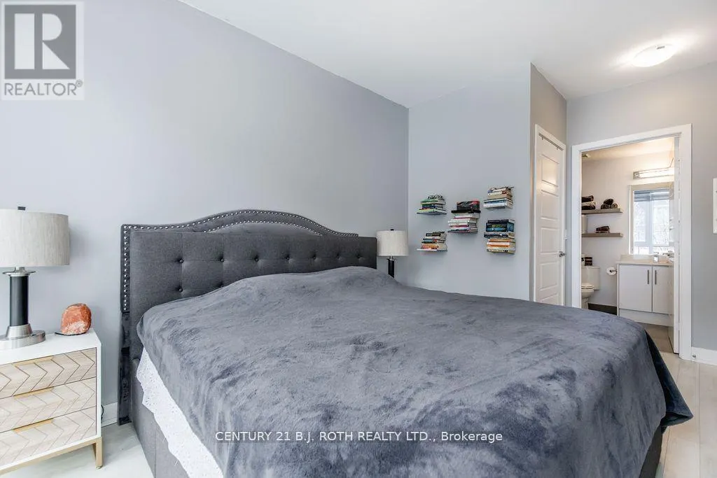 G-15 - 375 SEA RAY AVENUE