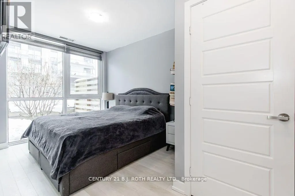 G-15 - 375 SEA RAY AVENUE