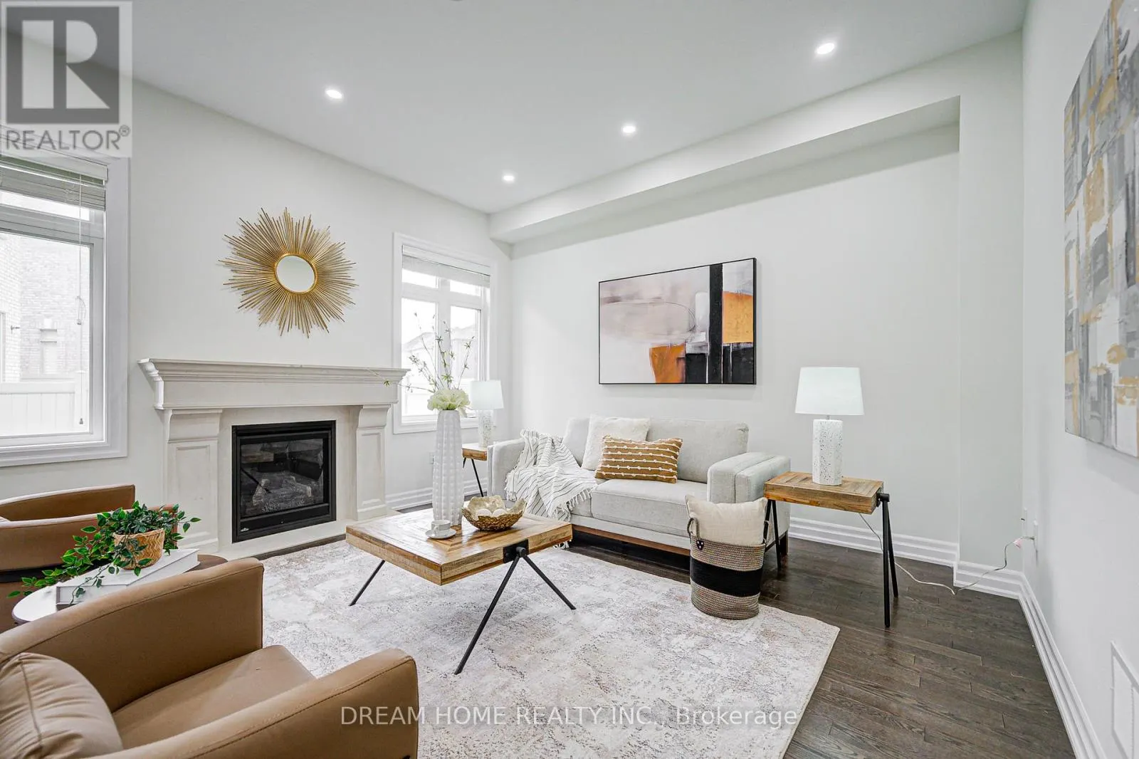113 BOTELHO CIRCLE