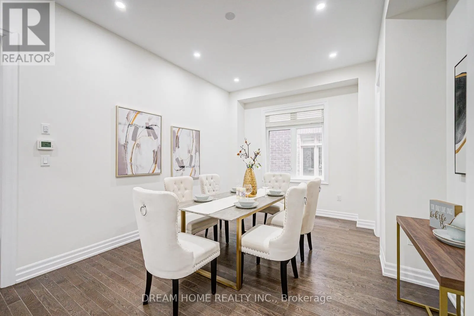 113 BOTELHO CIRCLE