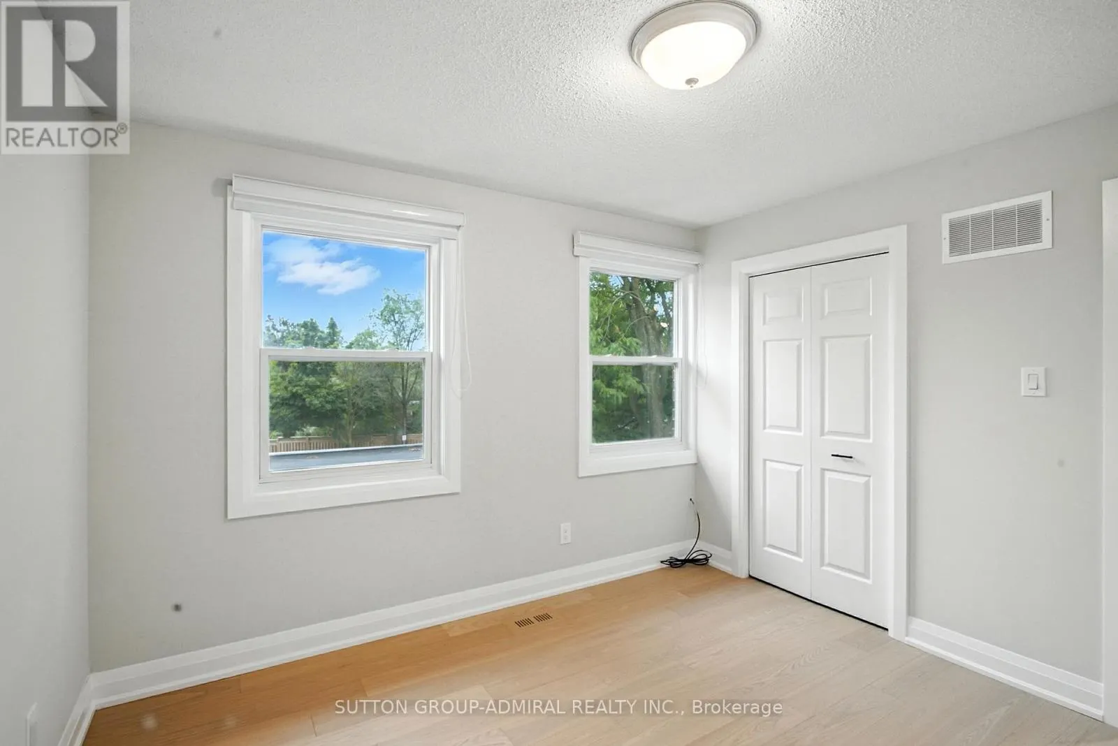 14 WILLOWBROOK ROAD