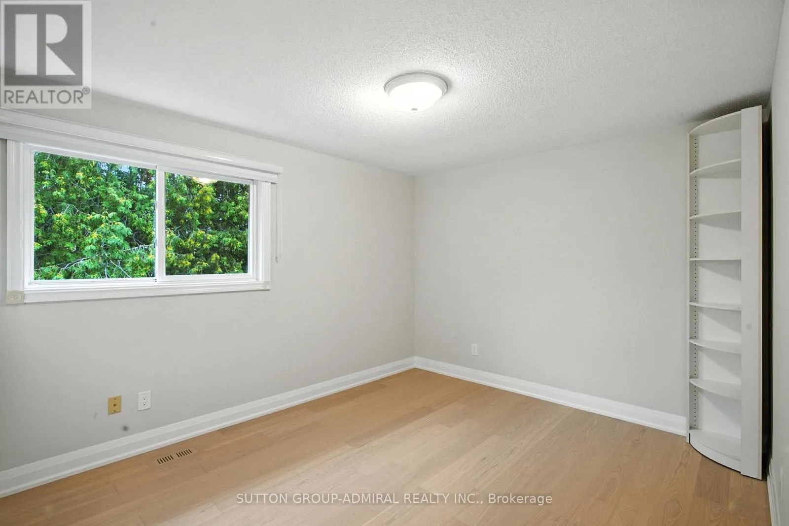 14 WILLOWBROOK ROAD