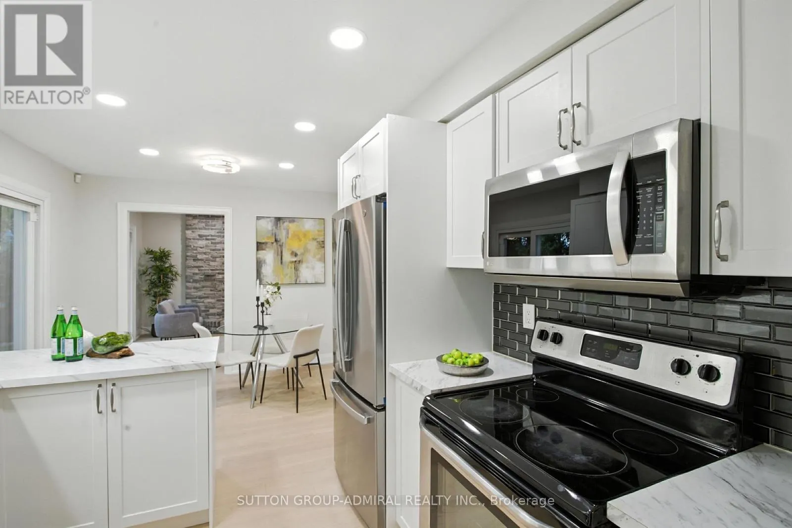 14 WILLOWBROOK ROAD