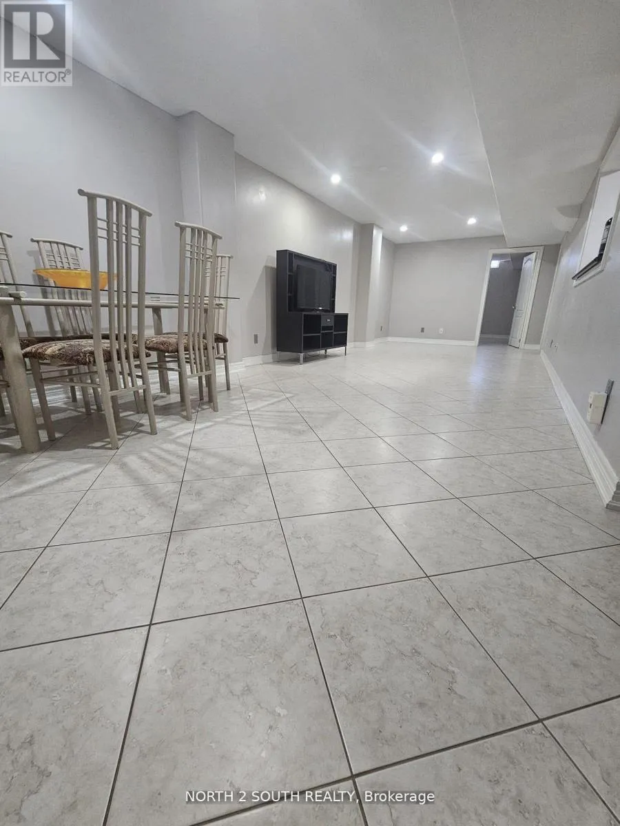 BSMT - 12 VILLANDRY CRESCENT